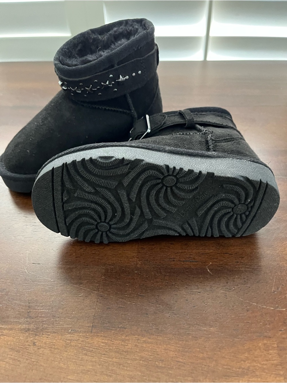 Kids Black Fleece-Lined Ankle Boots 6T